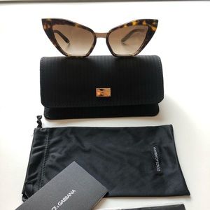 Dolce&Gabbana Tortoise cat eye sunglasses